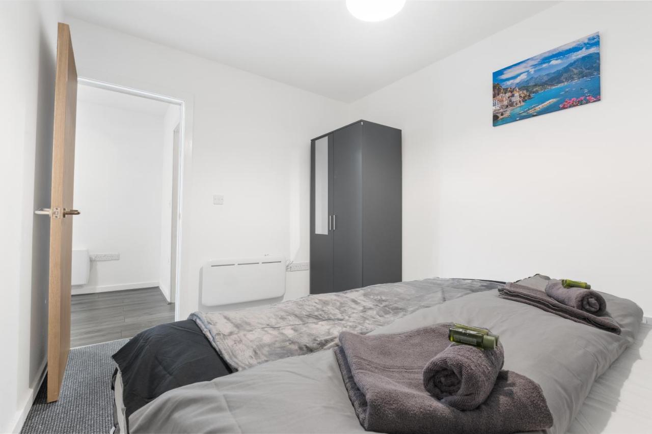 Amhc City Apartments Bradford City Centre One & Two Bedroom Apartments, 24 Hours Express Self Check In, Long Stay Contractors Welcome, Paid Parking Available Nearby Eksteriør bilde