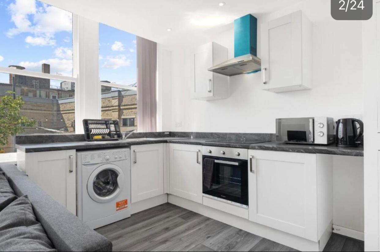 Amhc City Apartments Bradford City Centre One & Two Bedroom Apartments, 24 Hours Express Self Check In, Long Stay Contractors Welcome, Paid Parking Available Nearby Eksteriør bilde